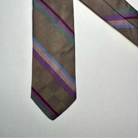 Vtg COLOURS by Alexander Julian Silk Striped Classic Tie - Picture 3 of 6